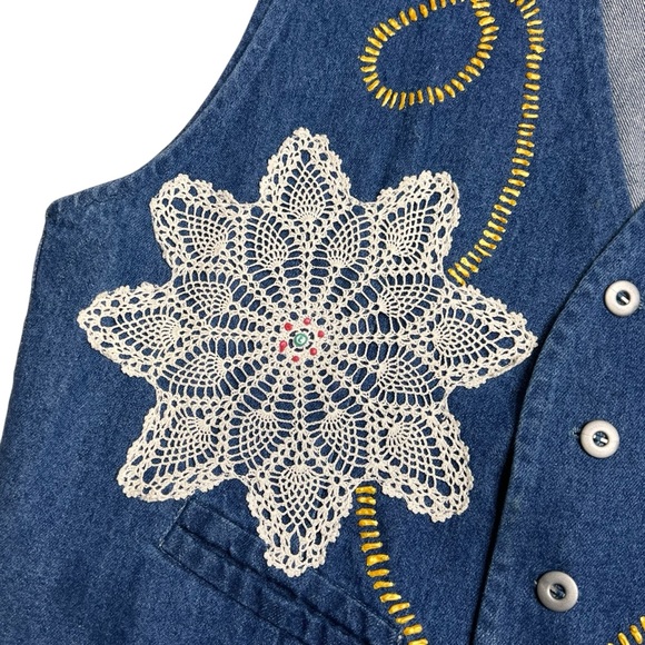 Vintage On The Brink embellished Denim Vest Dollies & Paint Women’s Small - Picture 4 of 7
